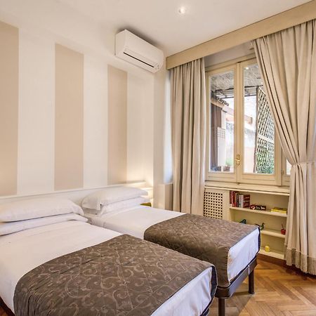 ตริโตเน ท็อป เฮาส์ Hotel โรม ห้อง รูปภาพ