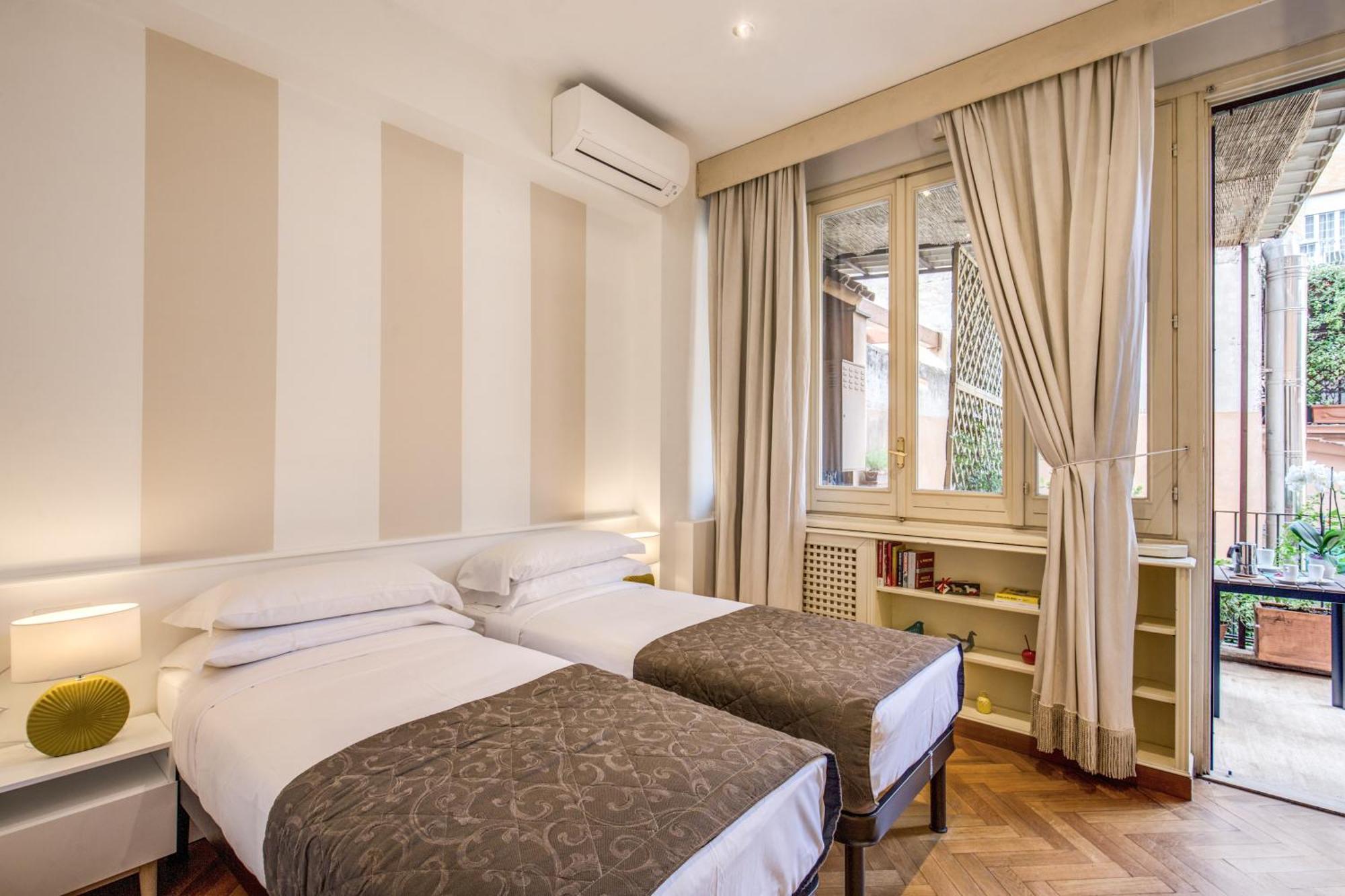 ตริโตเน ท็อป เฮาส์ Hotel โรม ห้อง รูปภาพ