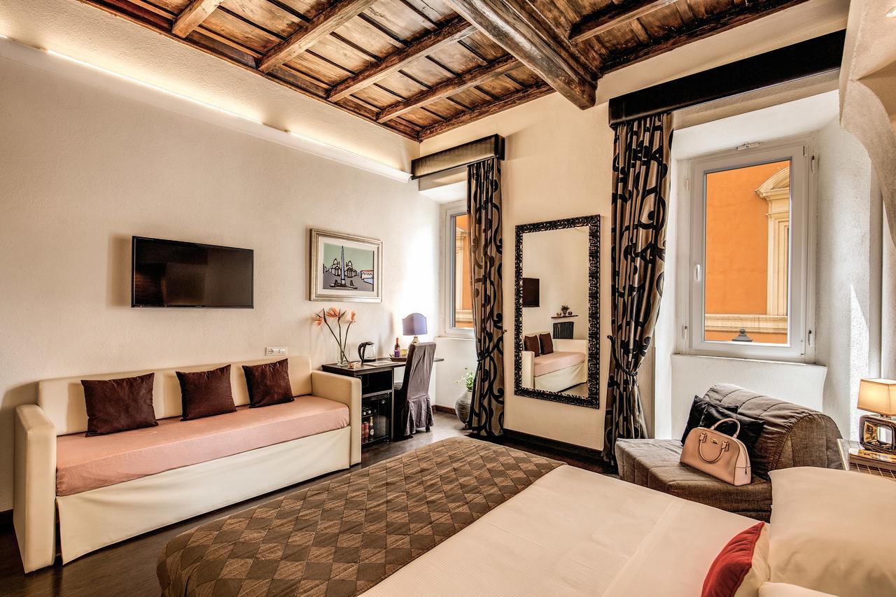 ตริโตเน ท็อป เฮาส์ Hotel โรม ภายนอก รูปภาพ